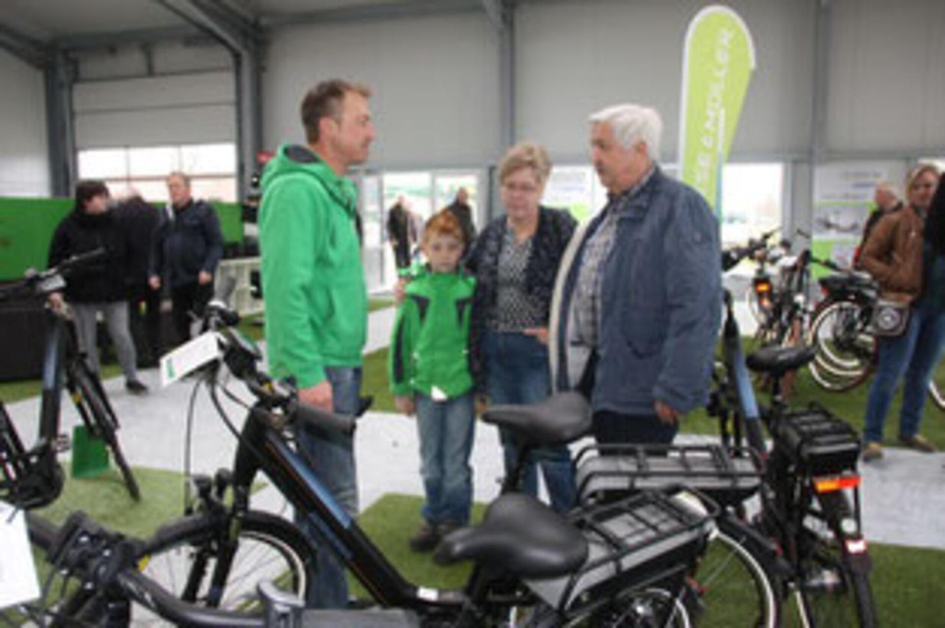 Das Bild zeigt die neue e-motion e-Bike Welt Bad Zwischenahn, in der e-Bikes verkauft werden.