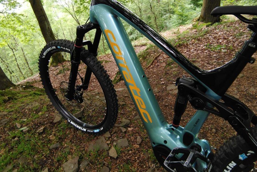 Das Bild zeigt den Rahmen eines Corratec E-Power RS 160 Pro Team