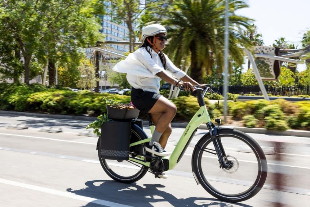 Das Bild zeigt ein Specialized Turbo Como