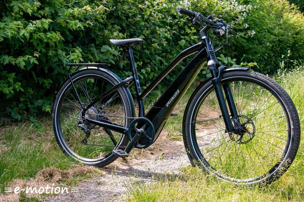 Das Bild zeigt ein Specialized Turbo Vado 5.0