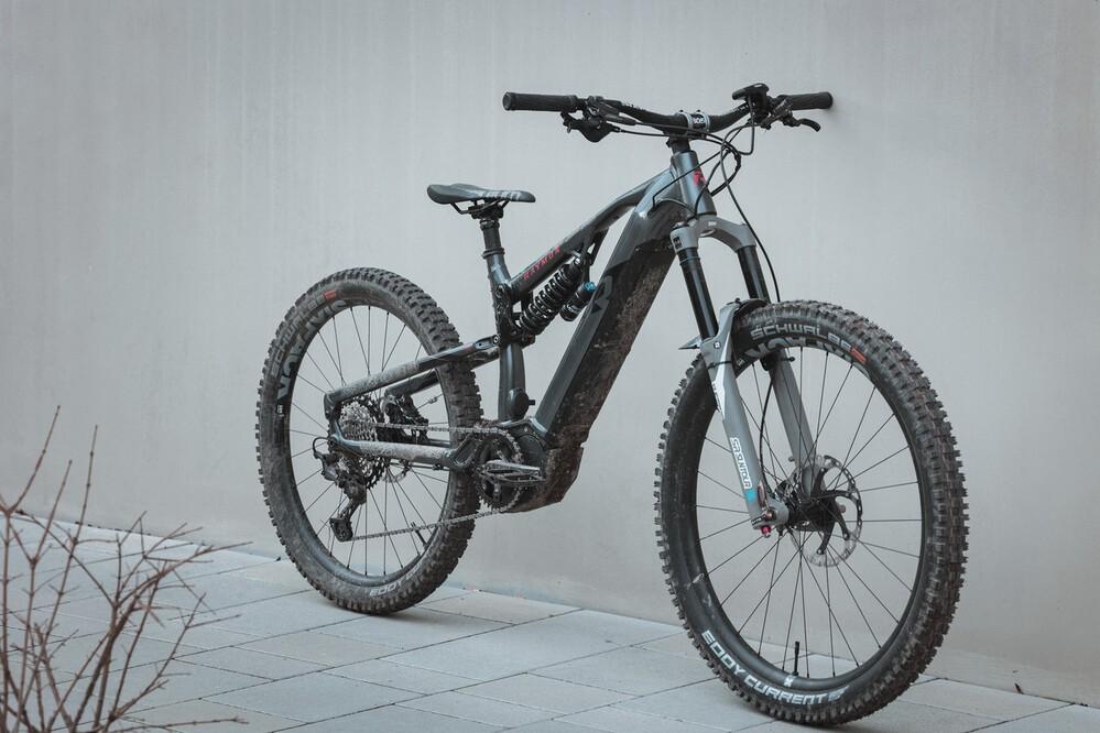 Das Bild zeigt ein R Raymon TrailRay