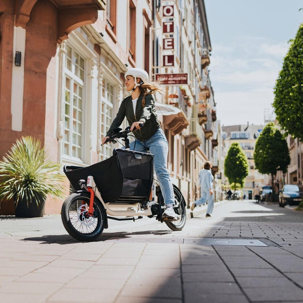 Entdecken Sie die neuesten Bosch E-Bike Innovationen für 2023. Perfekt für urbane Mobilität und umweltfreundliches