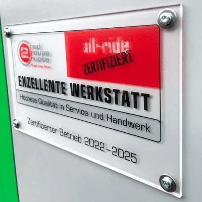Zertifikat für exzellente Werkstatt mit hoher Servicequalität