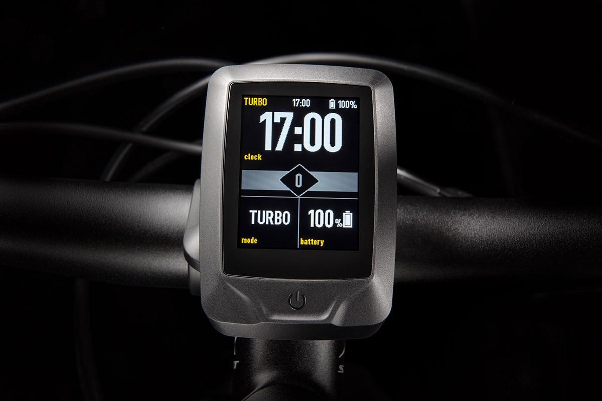 Das Bild zeigt ein Specialized Turbo Vado 5.0 MasterMind Farbdisplay