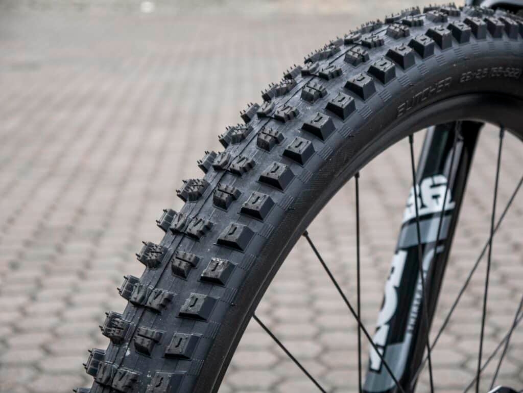 Nahansicht eines Enduro Reifens