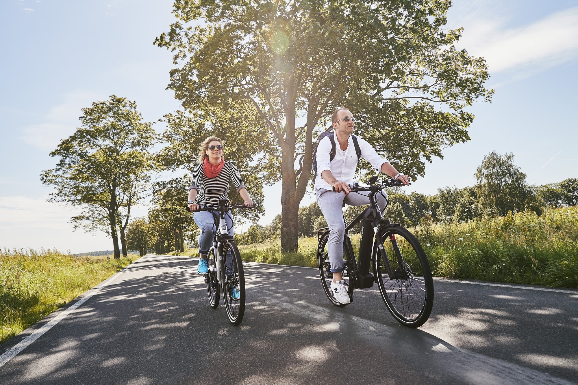 Genießen Sie die Natur mit Enviolo Trekking E-Bikes. Perfekt für Abenteurer, die Komfort und Stil suchen. Entdecken