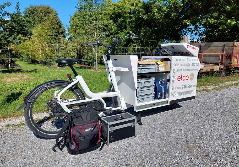 Das Bild zeigt ein e-Cargobike für den Heizungsservice Elco