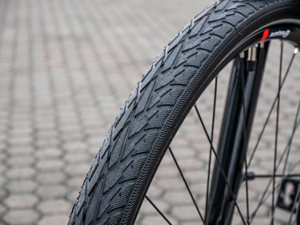 Nahansicht eines Reifens für ein Citybike